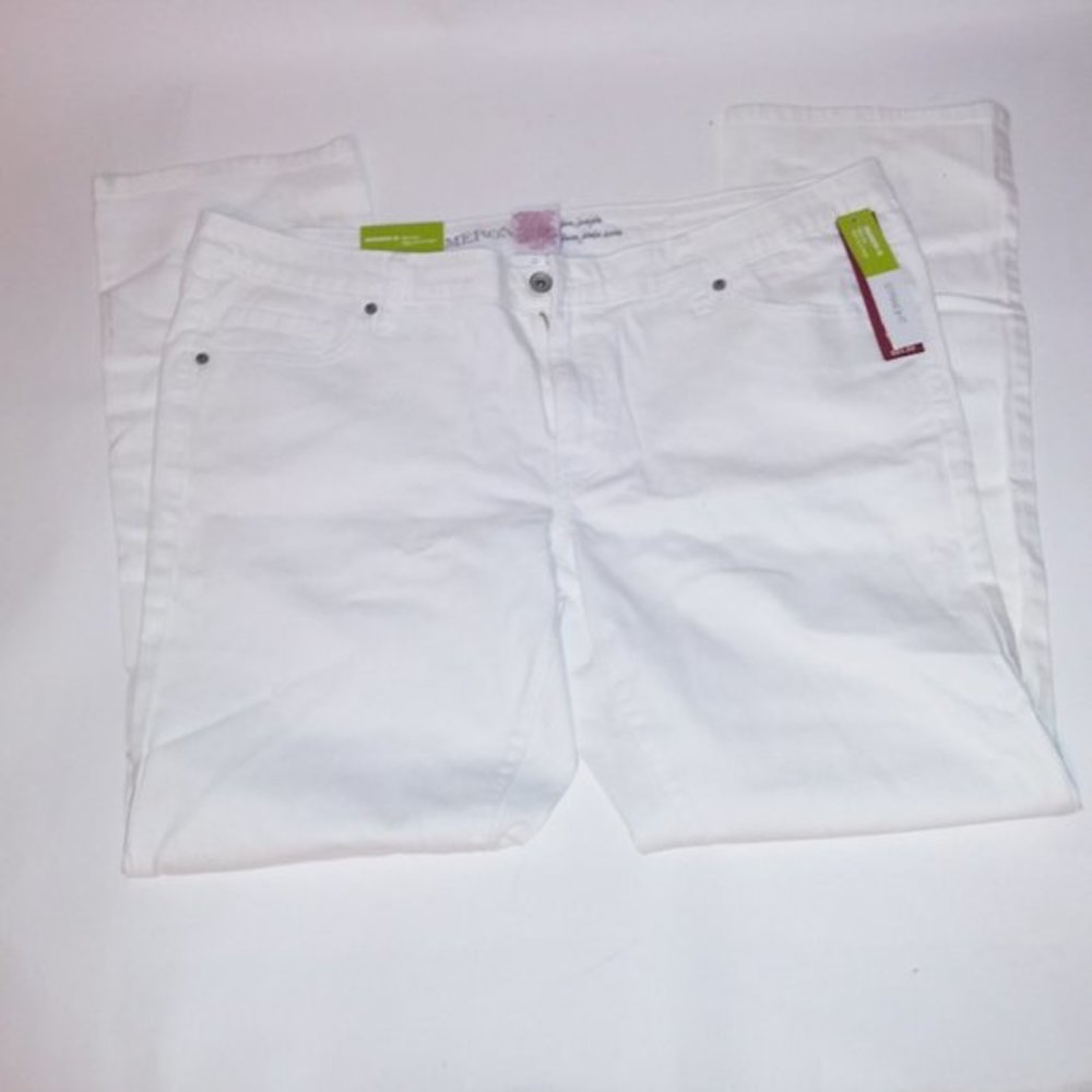 Merona Jeans Womens Size 18 White Modern Straight Mid Rise Slim Hip & Thigh - Picture 1 of 13